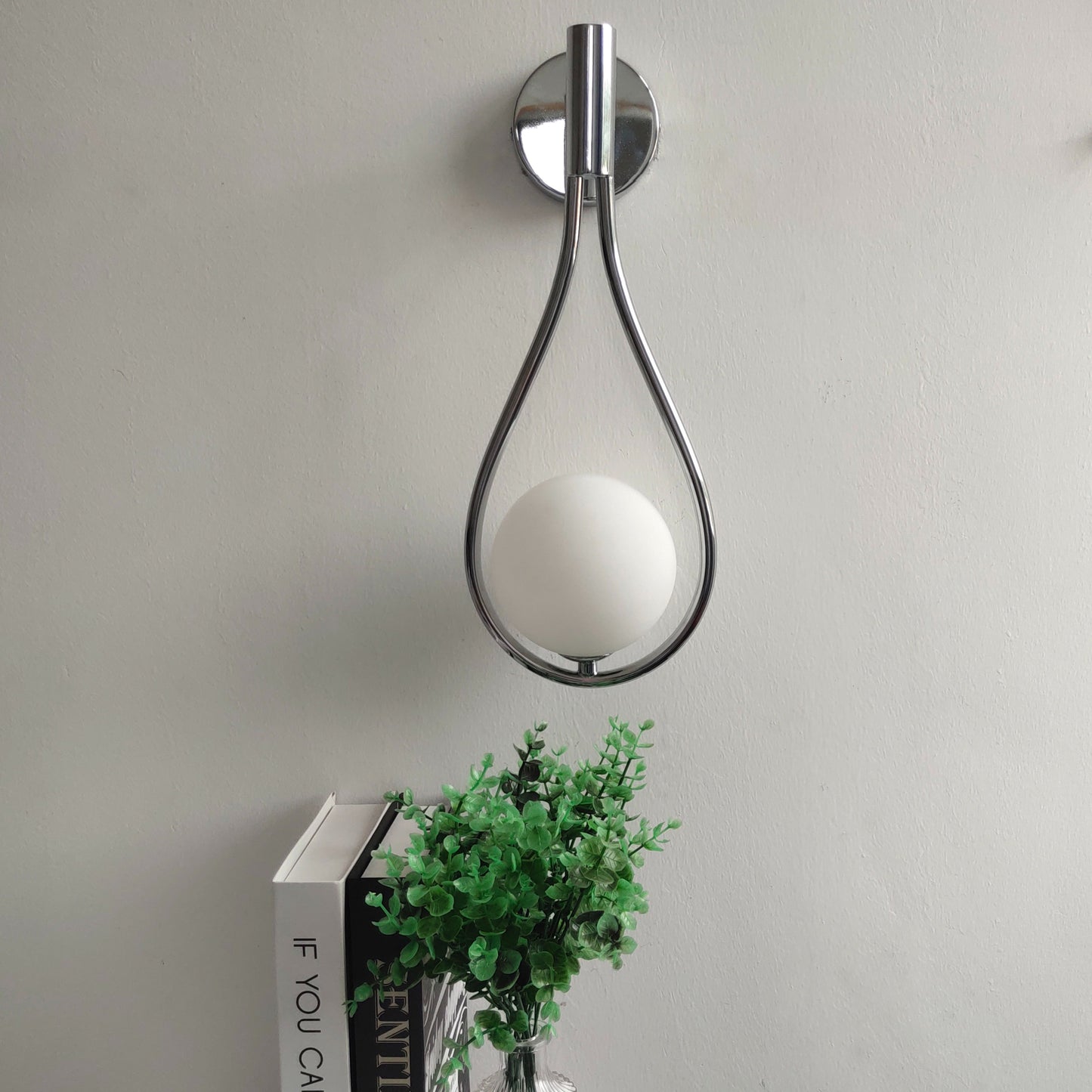 Minimalist Nordic Wall Light with Integrated LED – Sleek Design for Modern Spaces 15
