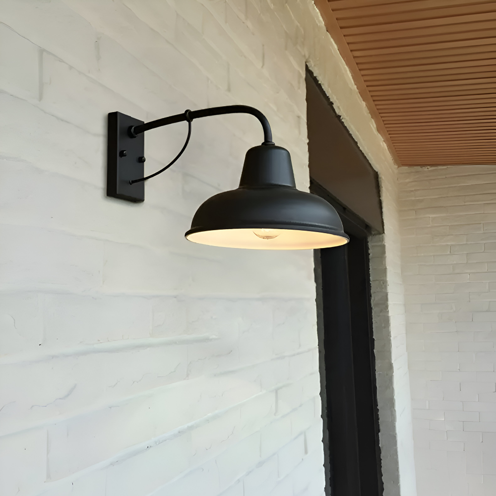 Outdoor Vintage-Style Iron Wall Sconce – Weatherproof Lighting for Patios and Gardens 4