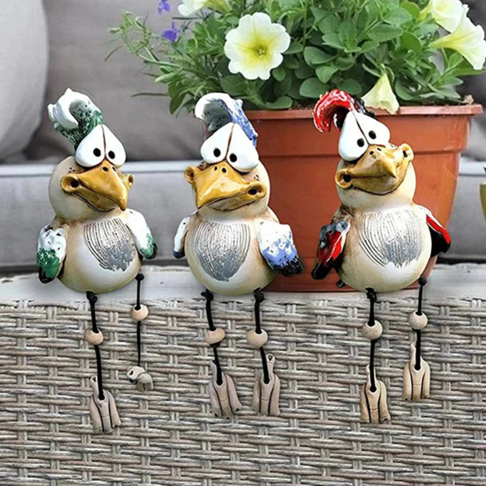 Decorative Chicken Sculpture for Garden – Charming Rustic Outdoor Accent 2
