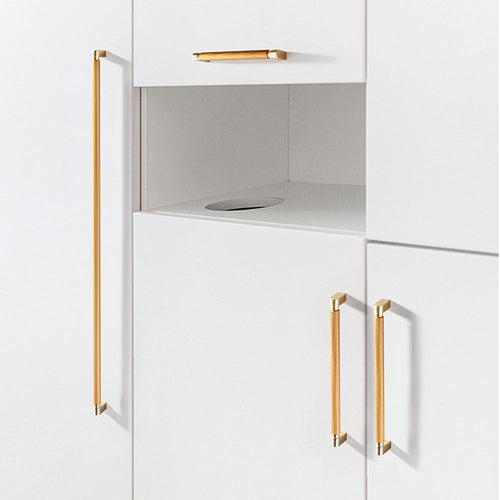 Two-Tone Aluminum Cabinet Handle – Modern Ergonomic Design for Kitchen and Bathroom 1