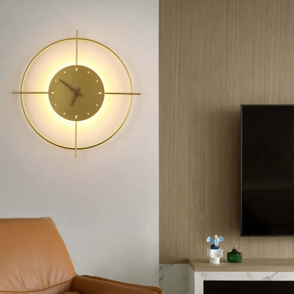 Illuminated Wall Clock with Minimalist Gold Frame – Modern Design for Home and Office 5