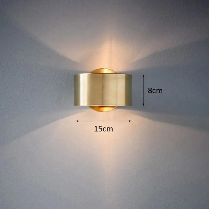 Modern Wall Light with Black and Brass Finish – Elegant and Functional Design for Any Room 4