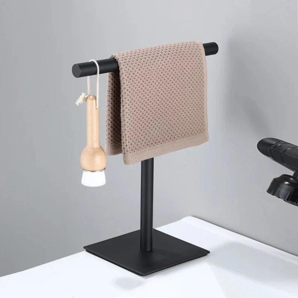 Freestanding Stainless Steel Towel Holder – Compact and Stylish Bathroom Accessory 3