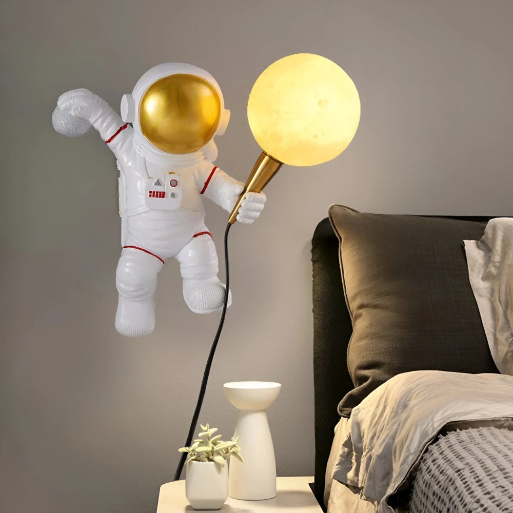 Astronaut Night Light – LED Space-Themed Lamp for Kids' Rooms and Cozy Spaces 3