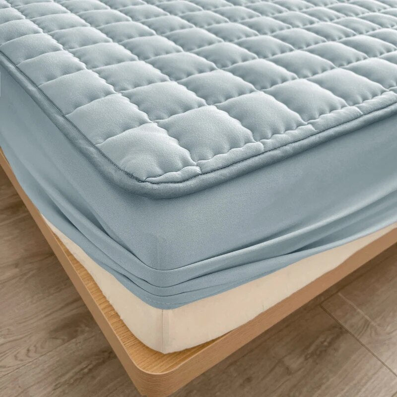 Modern Mattress Cover – Soft and Breathable Protector Against Allergens and Liquids 7