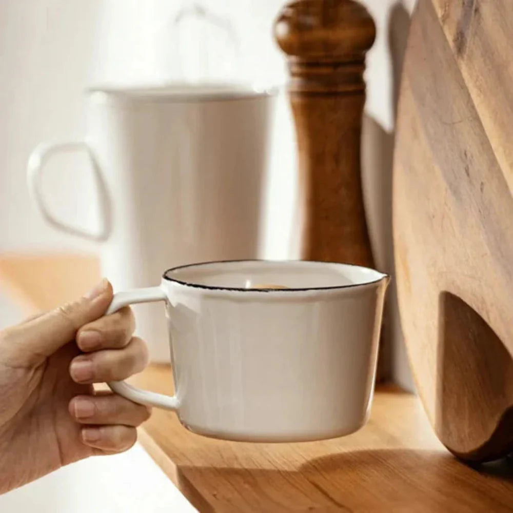 RetroPour – Enamel Measuring Jug