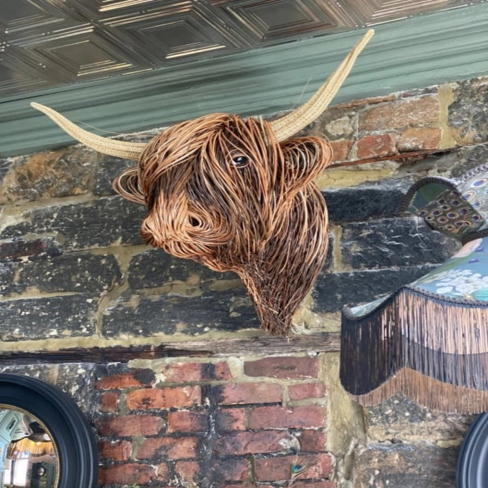 Roanley - Handgefertigte Hochlandkuh Wandskulptur