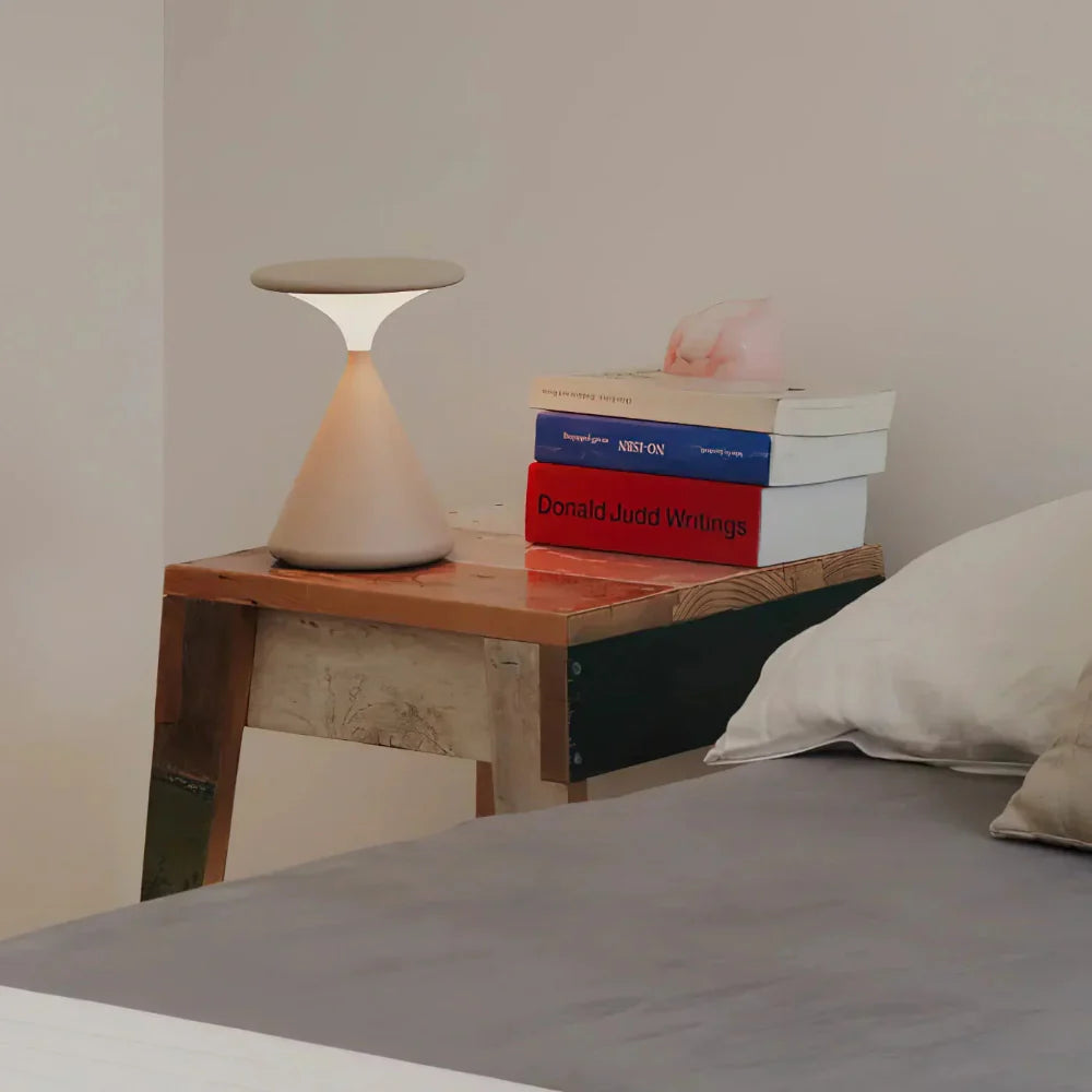 Stylische Kabellose LED-Tischlampe – Dimmbar & Tragbar