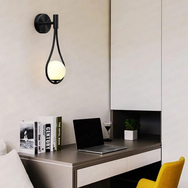 Minimalist Nordic Wall Light with Integrated LED – Sleek Design for Modern Spaces 10