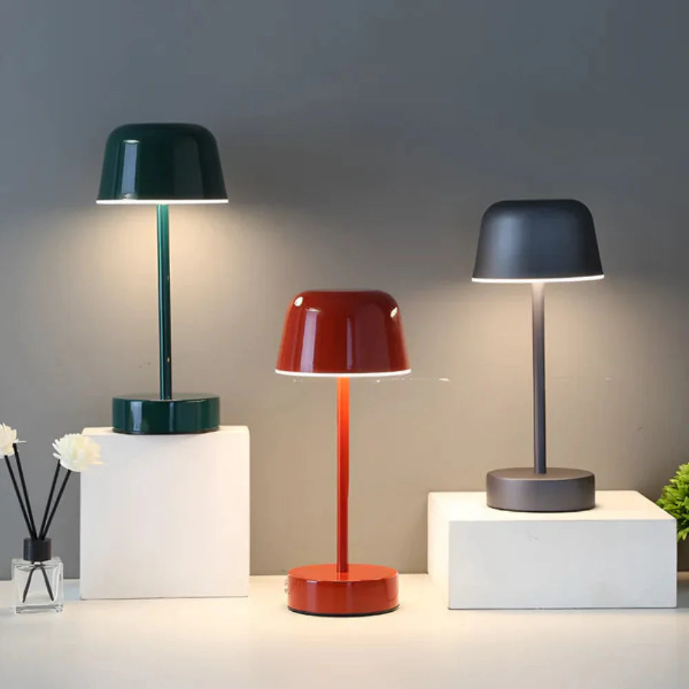 Pilz-Design kabellose LED Schreibtischlampe - Tragbar und über USB wiederaufladbar