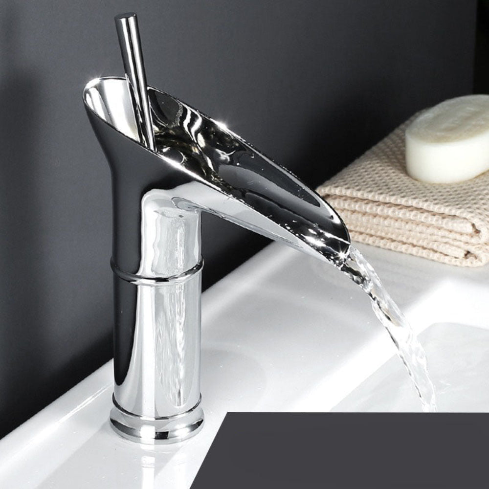 Antique Waterfall Bathroom Faucet – Brass Single Handle Sink Mixer with Elegant Design 10