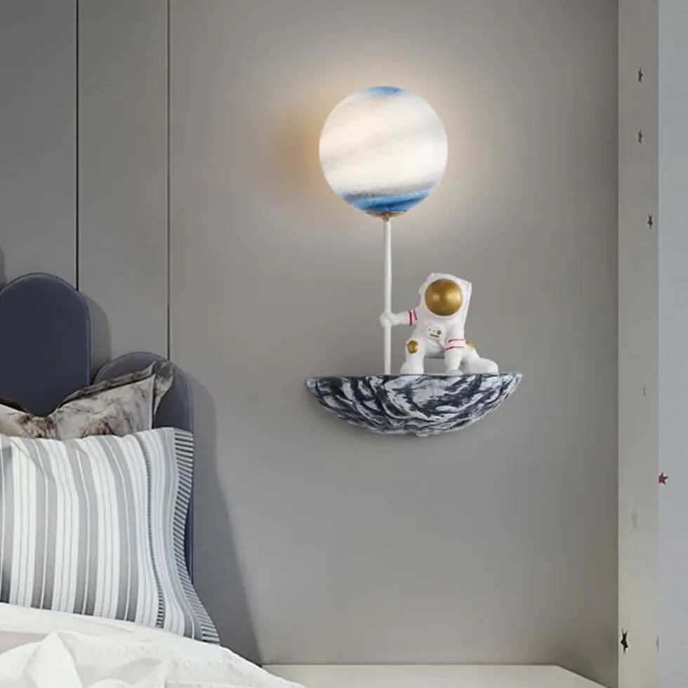 Astronaut Wall Light for Kids – 3D Space Explorer Night Lamp with LED Glow 4
