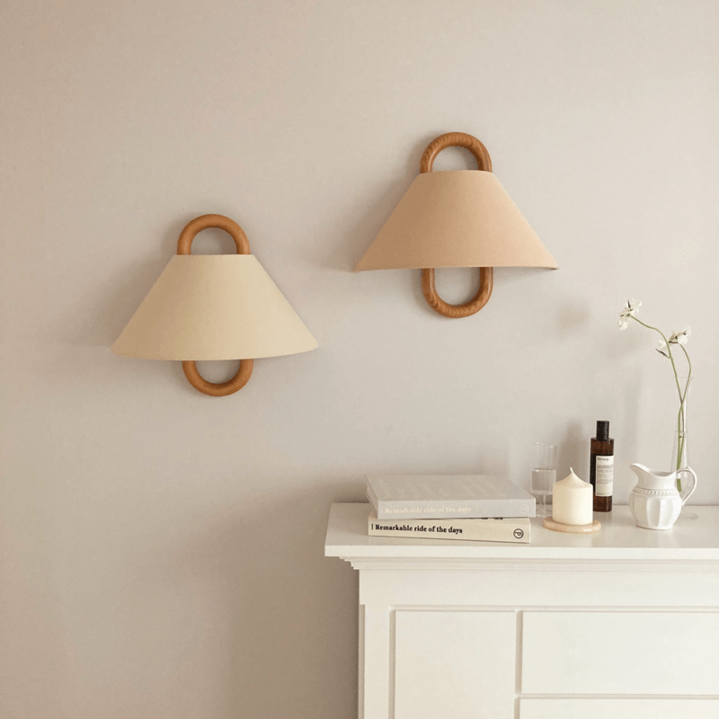 Wall Sconce Light Fixture in Solid Wood – Elegant Half-Moon Design for Cozy Ambiance 17