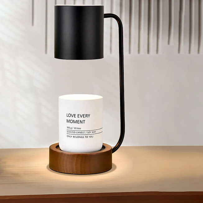 Yunari - Minimalistische Tischlampe aus schmelzendem Wachs