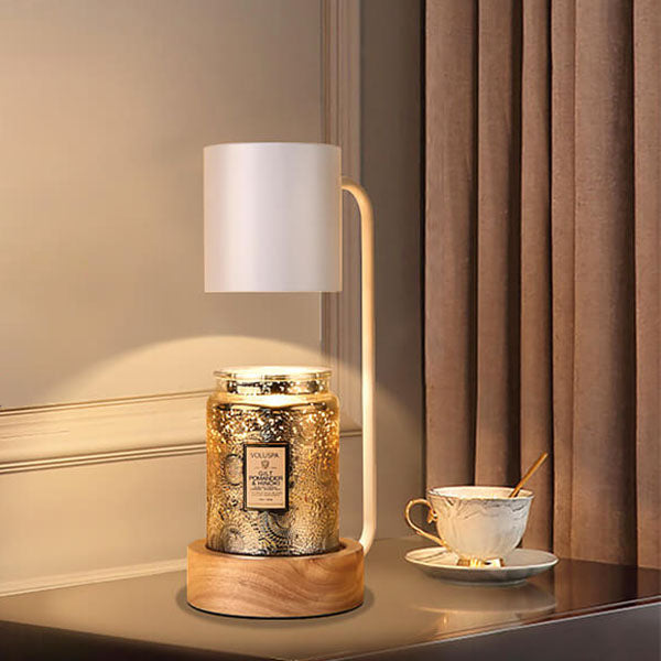 Yunari - Minimalistische Tischlampe aus schmelzendem Wachs