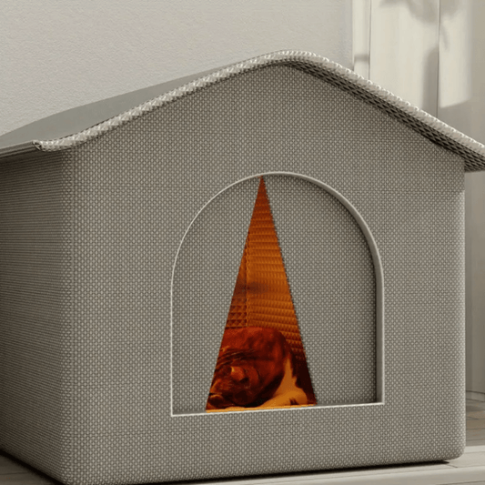 Waterproof Outdoor Cat House for Winter – Insulated and Spacious Shelter 1