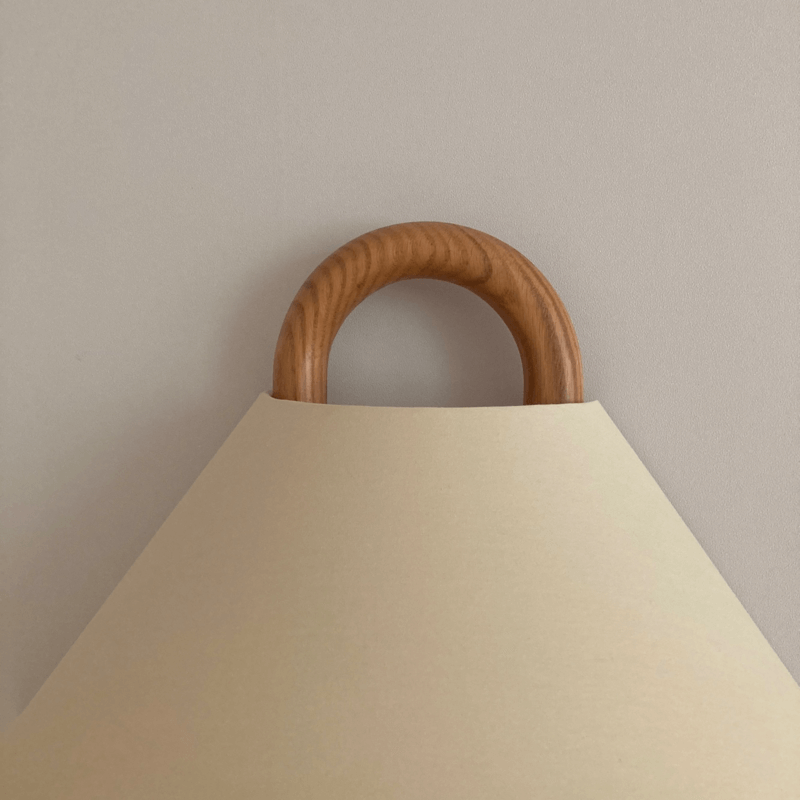 Wall Sconce Light Fixture in Solid Wood – Elegant Half-Moon Design for Cozy Ambiance 10