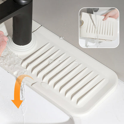 Flexible Self-Drying Silicone Mat for Kitchen and Bathroom – Heat Resistant and Space-Saving Design 3