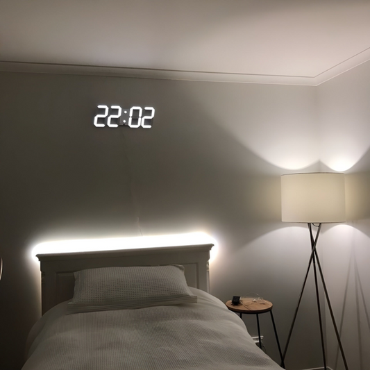 3D LED Digital Wanduhr - Futuristisches Design für moderne Räume