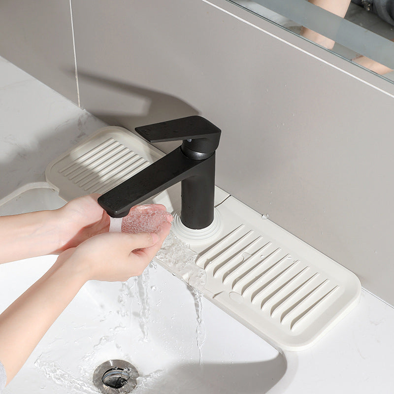 Flexible Self-Drying Silicone Mat for Kitchen and Bathroom – Heat Resistant and Space-Saving Design 2
