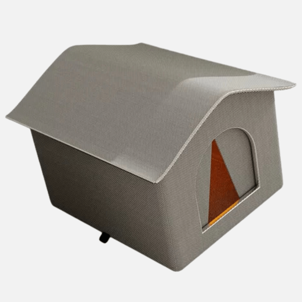 Waterproof Outdoor Cat House for Winter – Insulated and Spacious Shelter 8