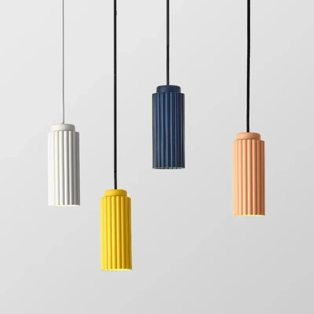 Scandinavian LED Pendant Light – Minimalist Design with Adjustable Height and Energy-Efficient Lighting 4