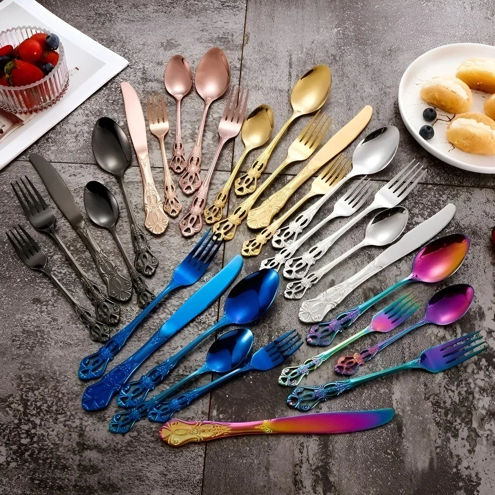 24-Piece Engraved Stainless Steel Cutlery Set for Six – Elegant Gold Finish 2