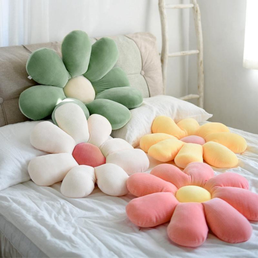 Decorative Flower-Shaped Pillow – Ultra-Soft Plush Cushion for Cozy Home Decor 1
