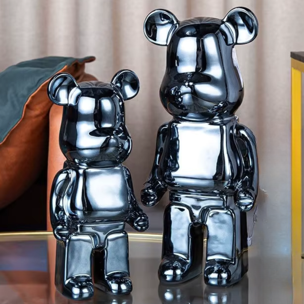Artistic Bear Sculpture in Resin - Modern Home Decor for Strength and Creativity 5