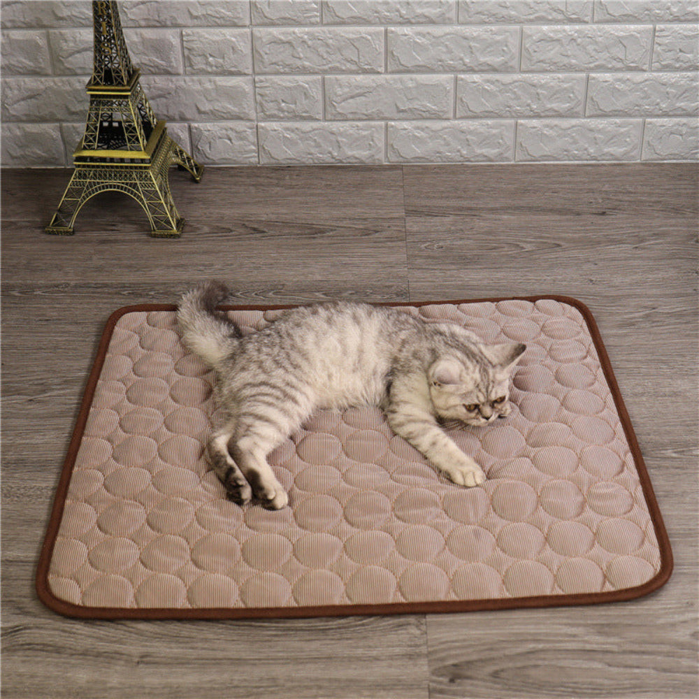 Self-Cooling Pet Pad for Dogs and Cats – Pressure Activated Gel Technology, Portable and Durable 3