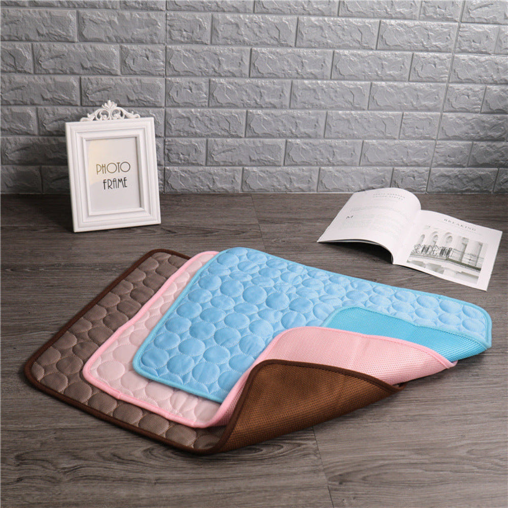 Self-Cooling Pet Pad for Dogs and Cats – Pressure Activated Gel Technology, Portable and Durable 5