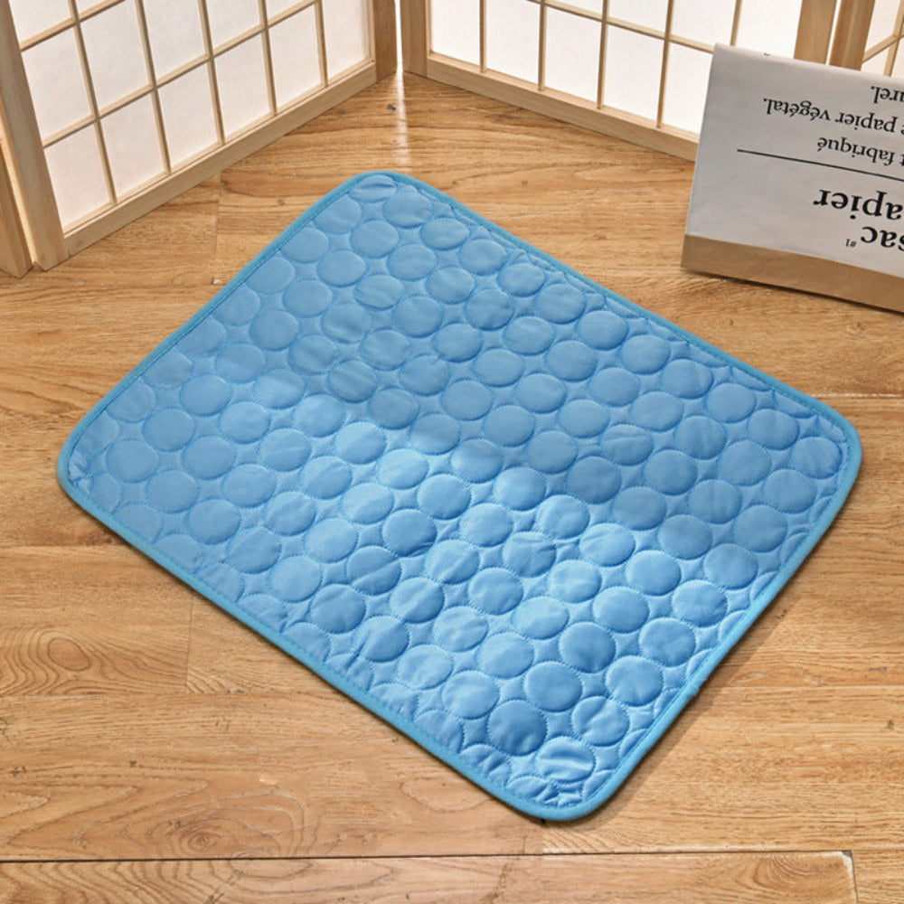 Self-Cooling Pet Pad for Dogs and Cats – Pressure Activated Gel Technology, Portable and Durable 7