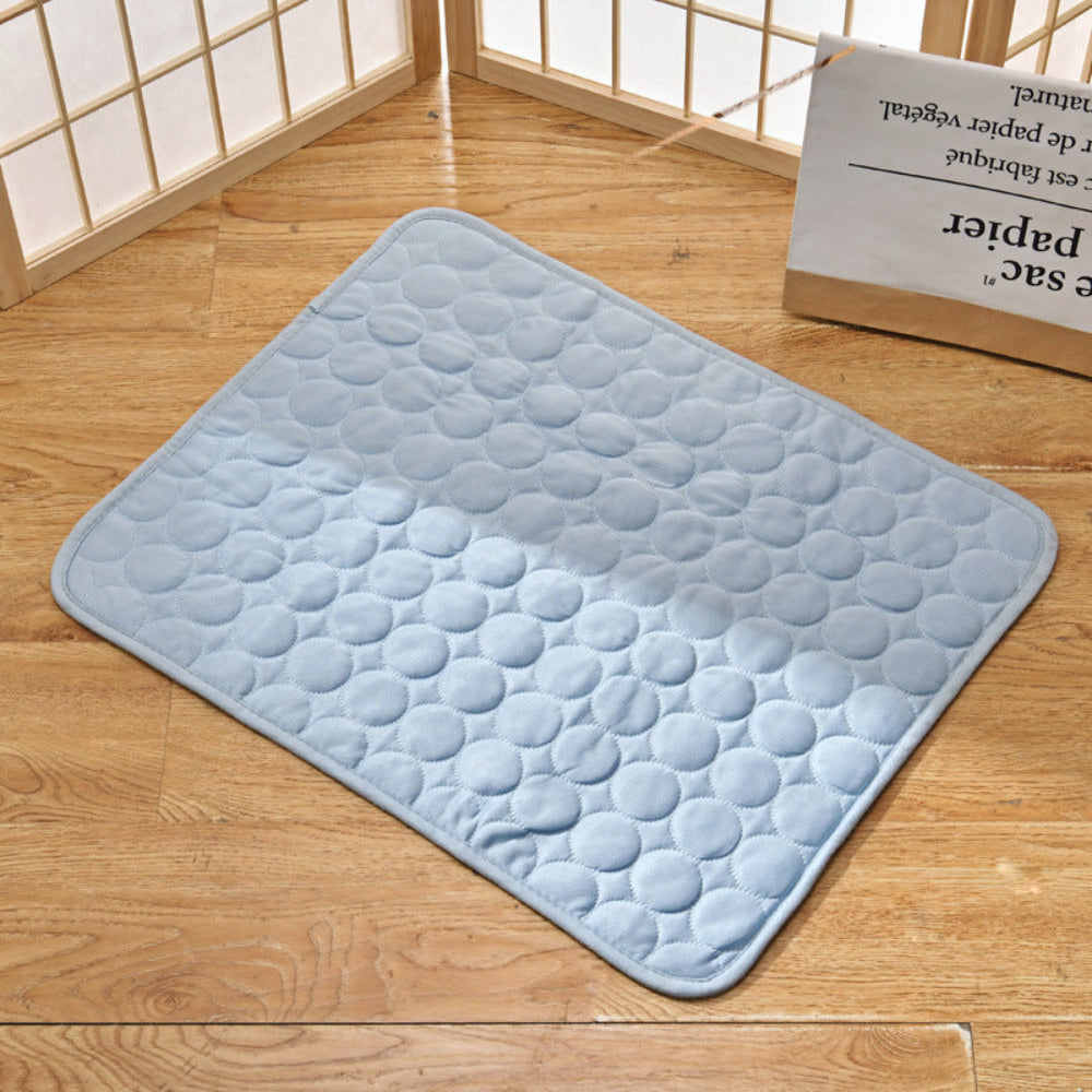 Self-Cooling Pet Pad for Dogs and Cats – Pressure Activated Gel Technology, Portable and Durable 9