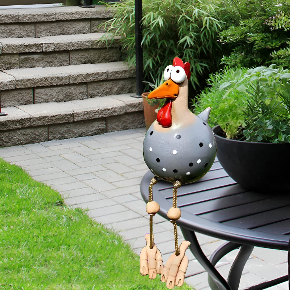 Whimsical Large-Eyed Chicken Statue – Fun Garden Ornament for Outdoor Decor 5