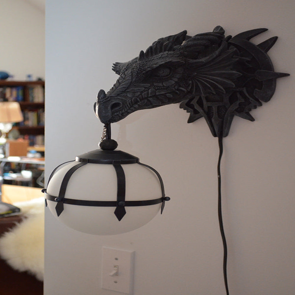Dragon Head Wall Lamp – Mythical Decor with Detailed Resin Design for Fantasy Lovers 5