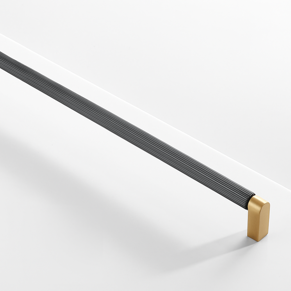 Two-Tone Aluminum Cabinet Handle – Modern Ergonomic Design for Kitchen and Bathroom 7