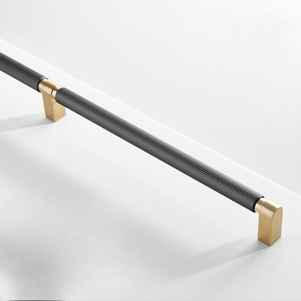 Two-Tone Aluminum Cabinet Handle – Modern Ergonomic Design for Kitchen and Bathroom 8