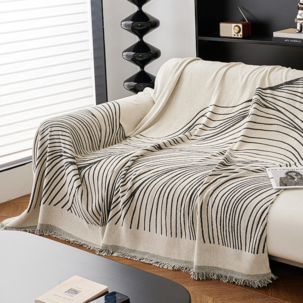 Reversible Quilted Sofa Cover – Soft Microfiber Couch Slipcover for Dogs, Machine Washable, Anti-Slip Design, Pet Friendly 3