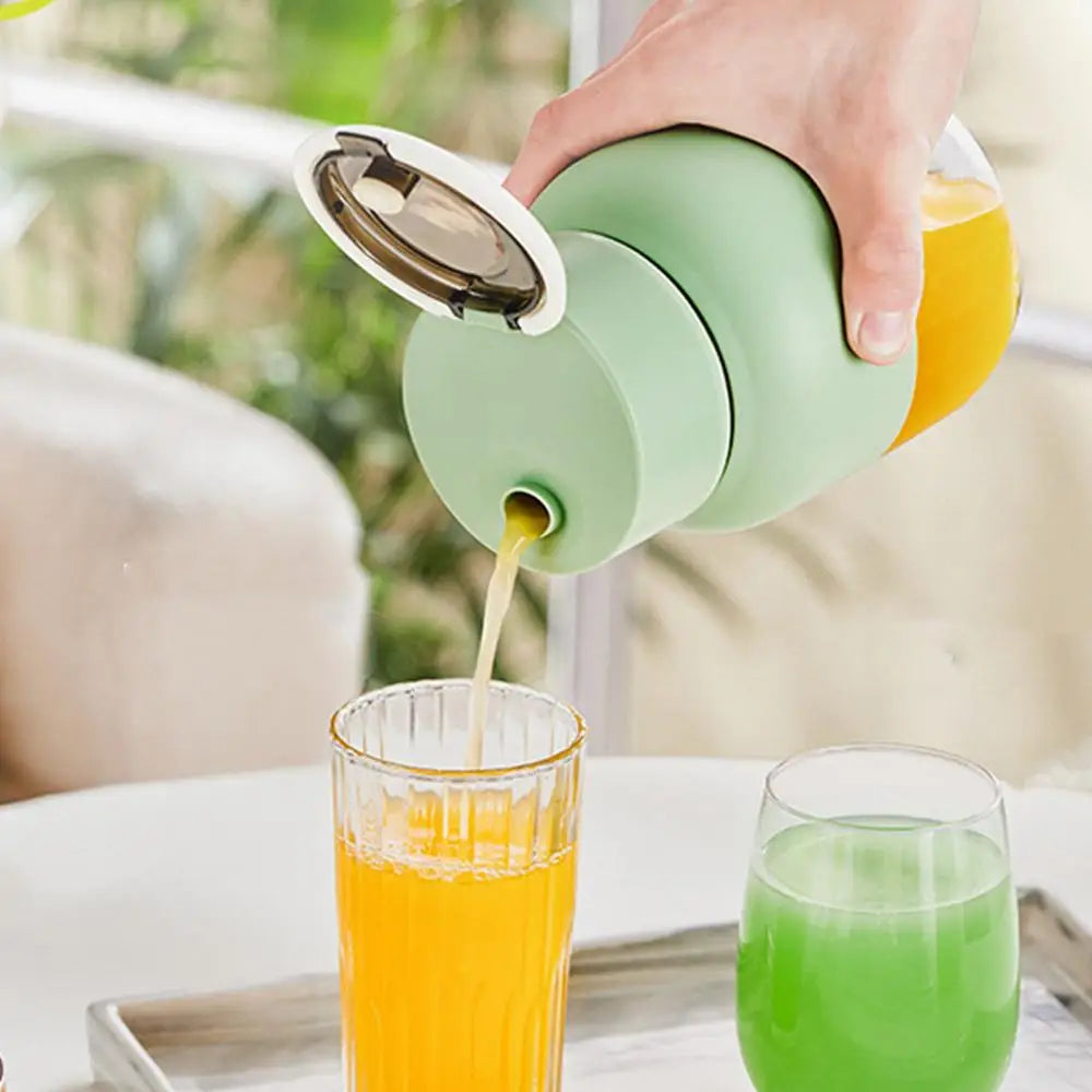 Portable Wireless Juicer and Smoothie Maker – Compact USB Rechargeable Blender for On-the-Go Refreshments 2