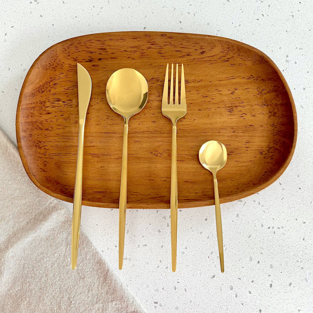 Minimalist Gold Flatware Set – 24-Piece Stainless Steel Cutlery for Elegant Dining 3