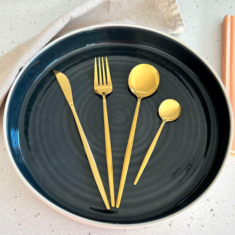 Minimalist Gold Flatware Set – 24-Piece Stainless Steel Cutlery for Elegant Dining 7