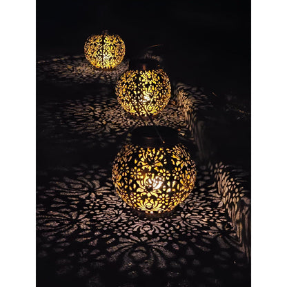 Elegant Solar LED Garden Light with Warm White Glow – Weatherproof Hanging Lantern for Outdoor Spaces 7