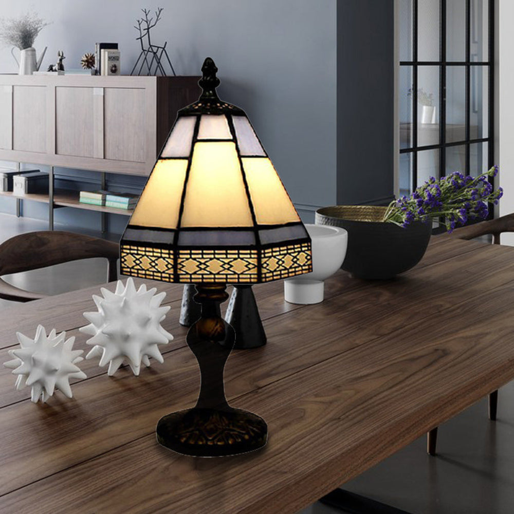 Sculptural LED Table Lamp with Organic Design – Warm Light for Ambiance and Relaxation 2