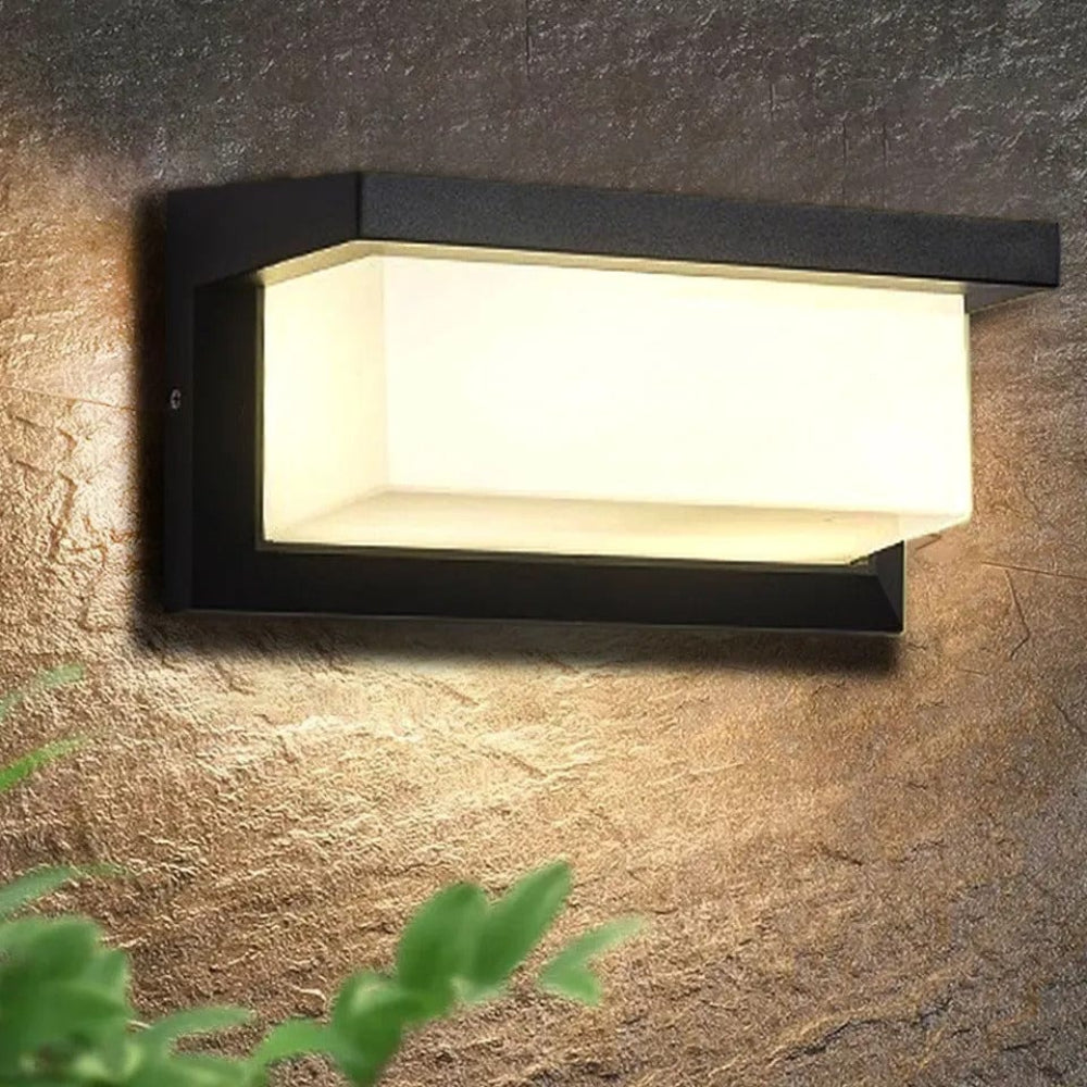 Modern Outdoor Wall Light with PIR Motion Sensor – Waterproof LED Exterior Wall Sconce for Patios and Entrances 2