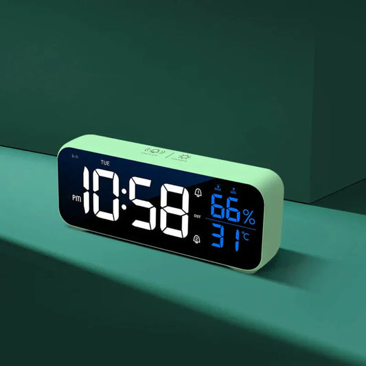 Intelligent LED Alarm Clock with Music Playback and Voice Control – Compact Design 1