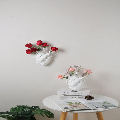 Anatomical Heart-Shaped Resin Vase for Dried Flowers – Unique Artistic Home Decor, 15cm H x 12cm, Ideal Gift 9