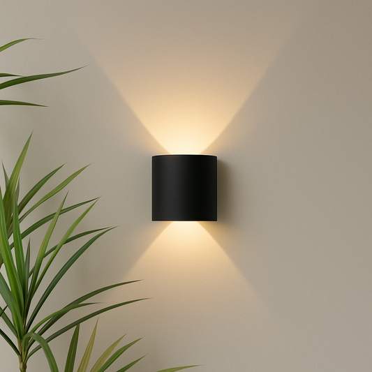 Modern Minimalist Indoor/Outdoor Wall Light – Weather-Resistant Design for Versatile Use 1