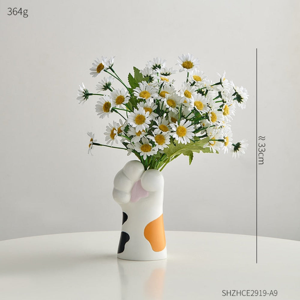Modern Artistic Resin Claw Vase – Unique Home Decor for Fresh and Dried Flowers 4