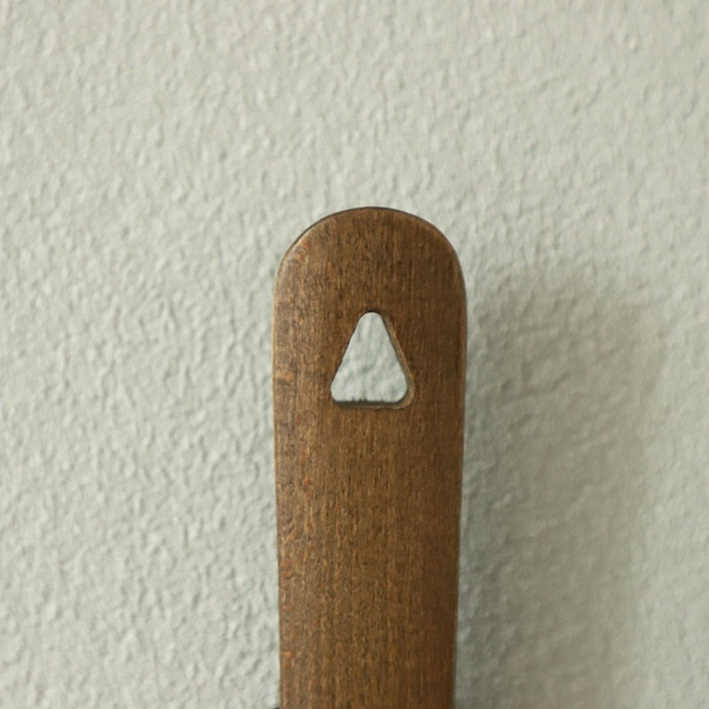 Long Handled Wooden Shoe Horn with Magnetic Tip – 50cm Beechwood Design for Easy Shoe Access 5