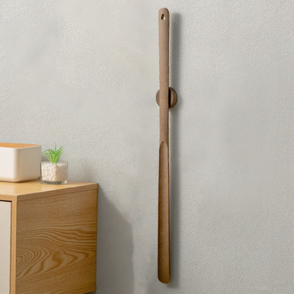 Long Handled Wooden Shoe Horn with Magnetic Tip – 50cm Beechwood Design for Easy Shoe Access 7